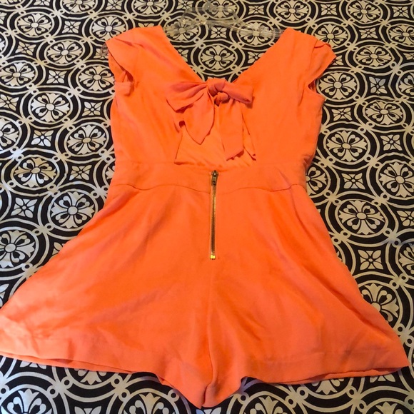 Bright orange romper! - Picture 3 of 3
